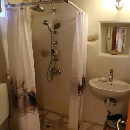 Village Beautiful Deluxe With Pool Kostos